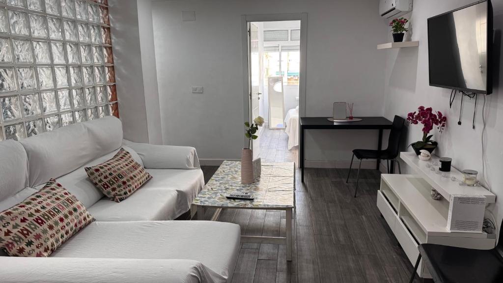 Nueva Málaga HOUSE