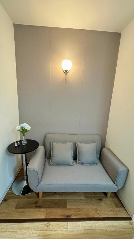 Urban Standard Studio for 2 - Teradacho Station 5 Min- Room 205