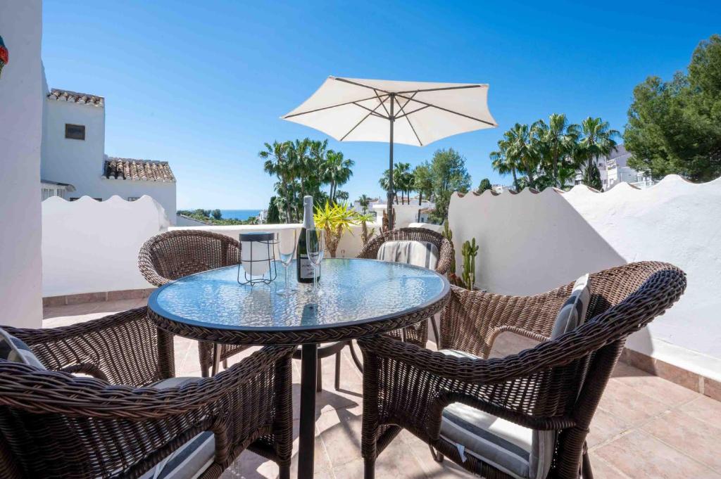 Tetuan 31 Oasis Properties