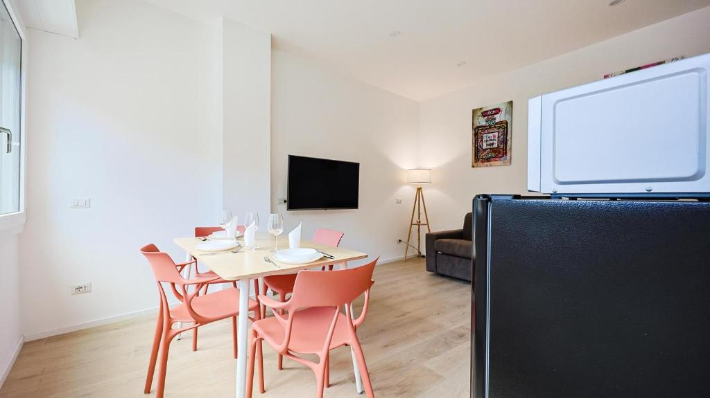 EUR Suites by Rentbeat