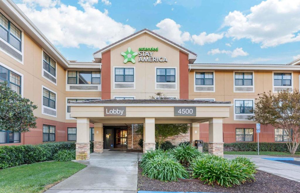 a rendering of the front of the school of law building at Extended Stay America Suites - Dublin - Hacienda Dr in Dublin