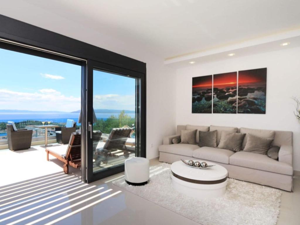 Lux Villa Afrodita Makarska - Three Bedoom Villa with Outdoor Pool