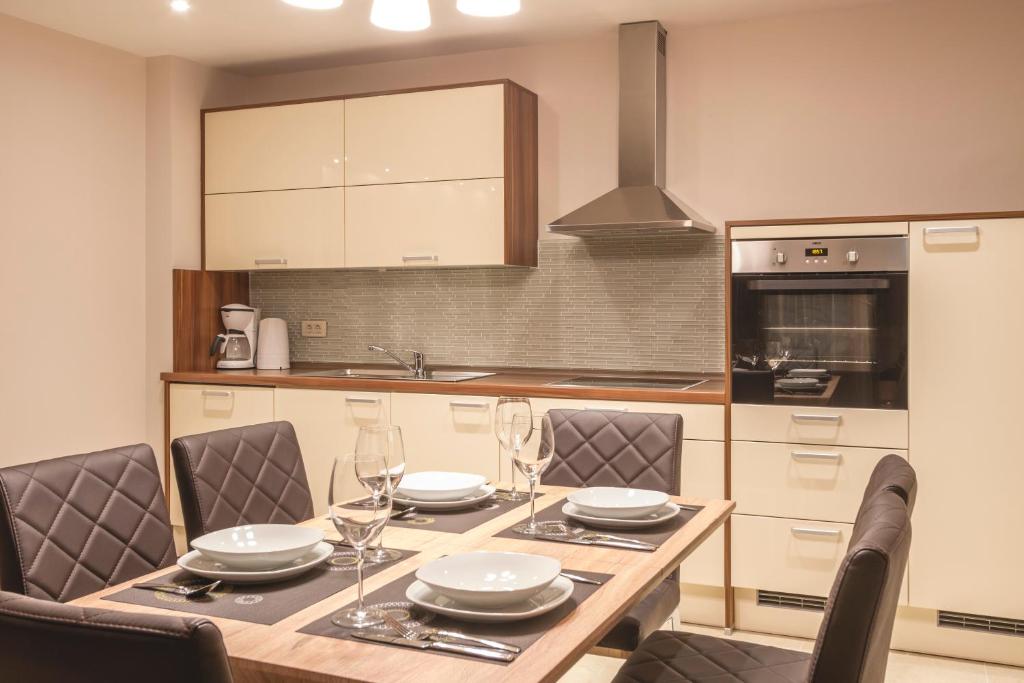 Kuchyň nebo kuchyňský kout v ubytování Luxury Apartments Villa Matea