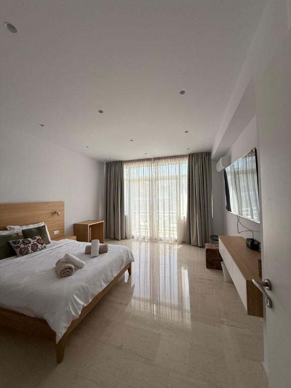 Afroditi - 2 bedroom apartment in the center of Heraklion