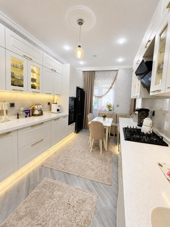 فضای داخلی Premium Apartment near the airport در باکو - تصویر ۳