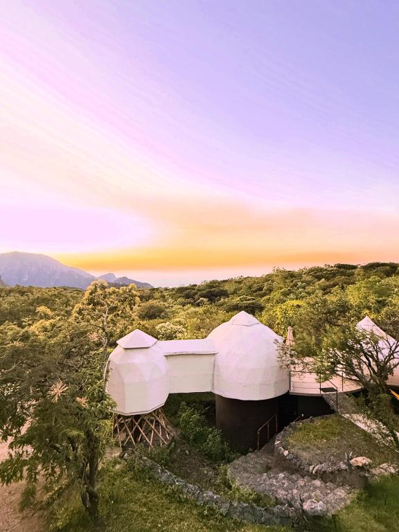 Gaiatri Holistic Glamping - Suite With Mountain View