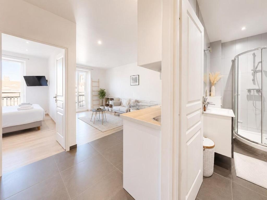 Modern and central apartment - Sea 2 min away