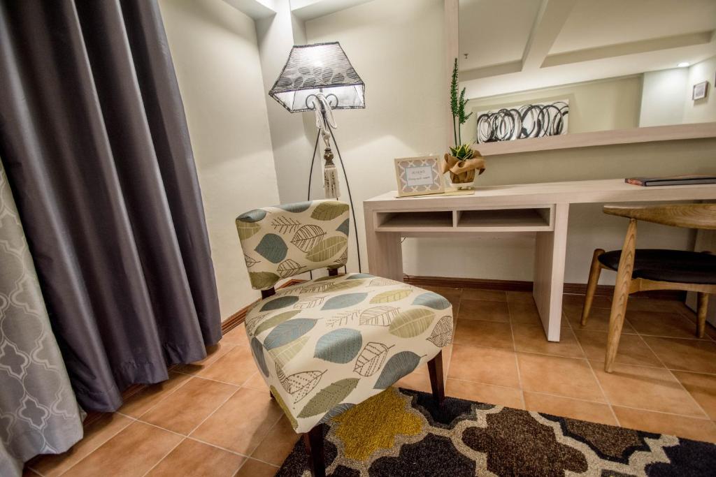 Posezení v ubytování Almont City Hotel