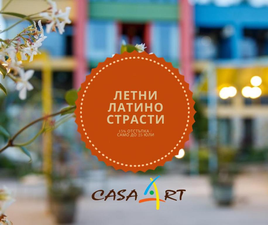 an orange sign that says hello kushima cilantro at Boutique Hotel Casa Art in Oreshak