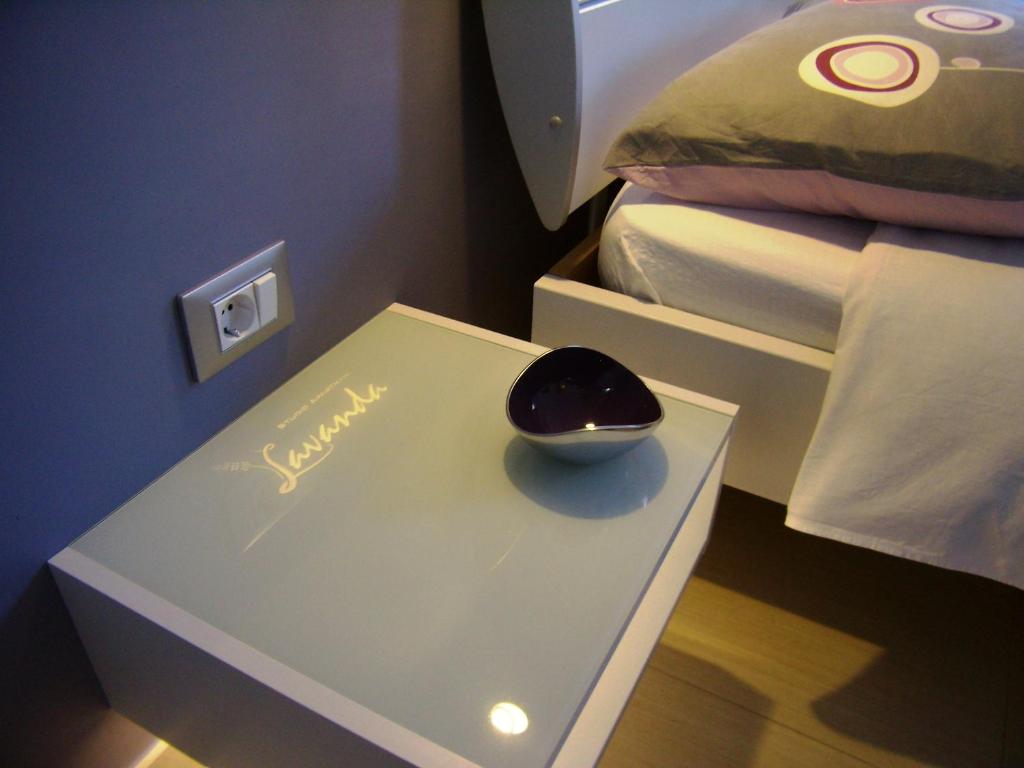 Postel nebo postele na pokoji v ubytování Studio Apartment Lavender
