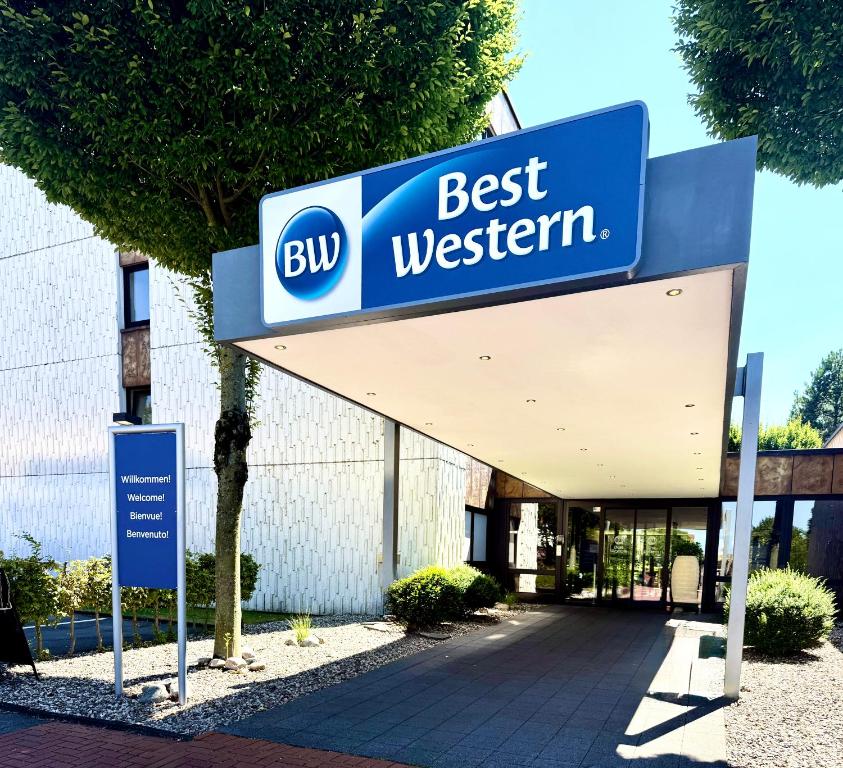 a building with a sign that reads best western at Best Western Hotel Bochum in Bochum