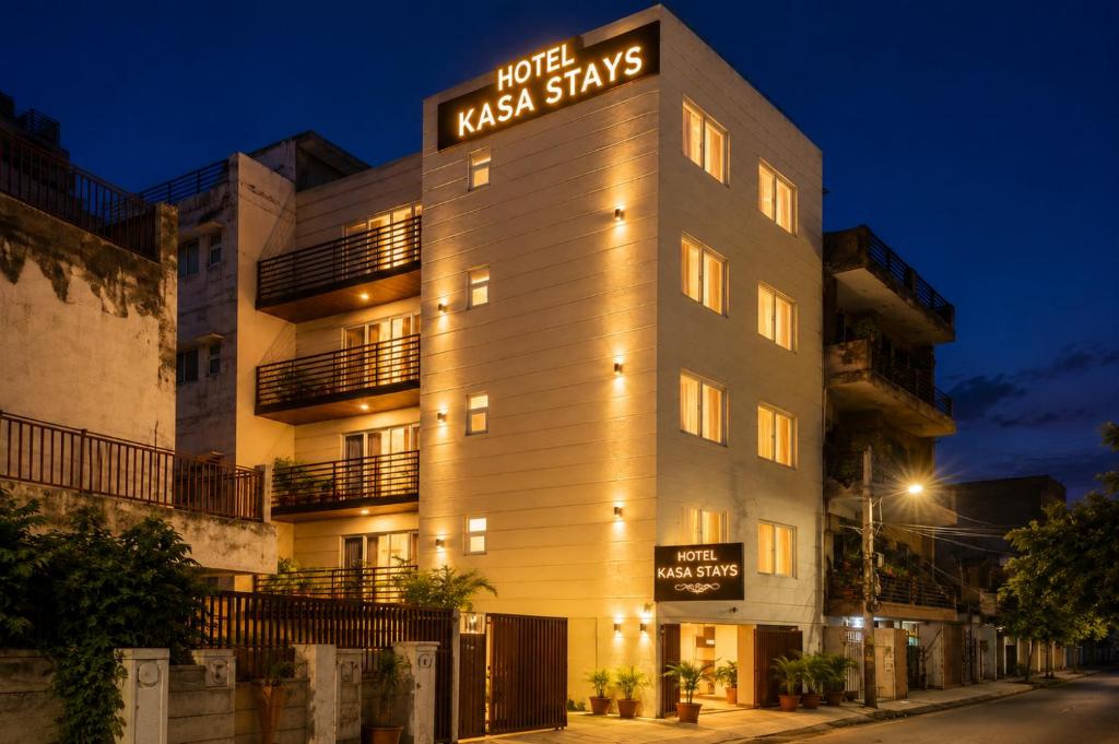 Hotel Kasa Stays - Ramesh Nagar Metro در دهلی نو