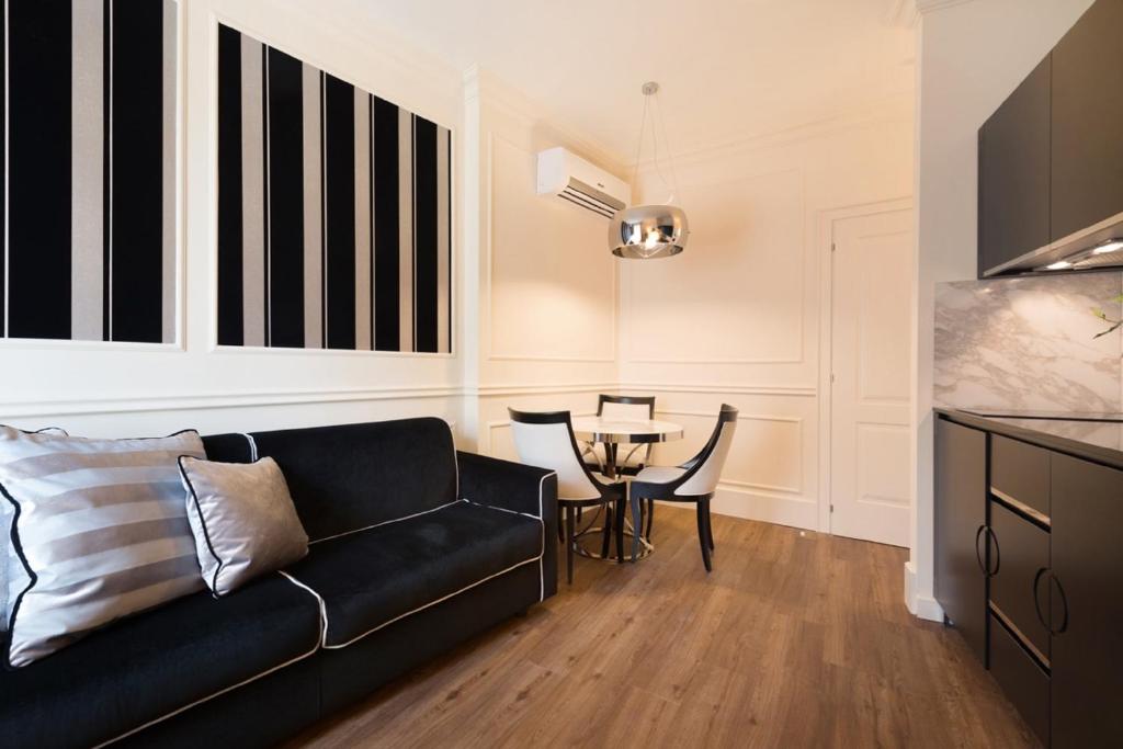 
Deluxe One-Bedroom Apartment (3 Adults)
