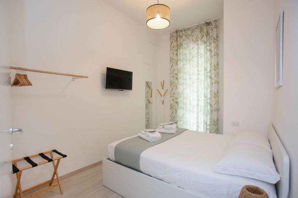 Argonne Bamboo Apt - Near Metro Station by InnStay