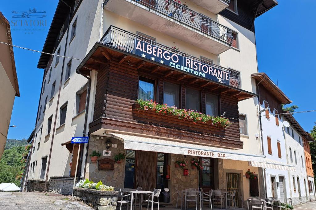 Gallery image of Albergo Ristorante Sciatori in Pievepelago