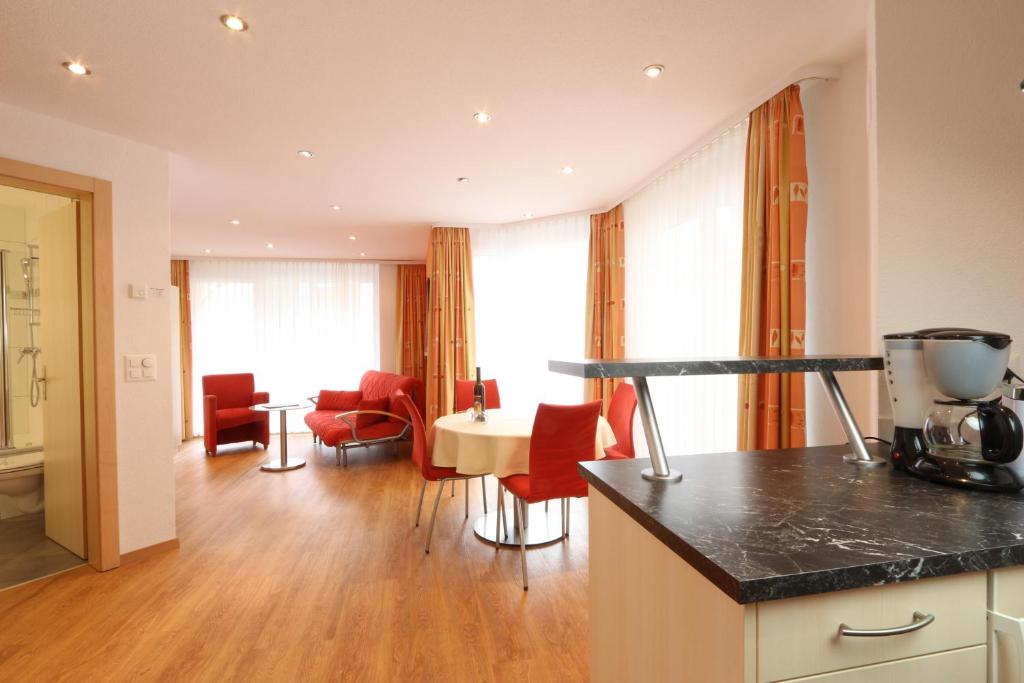 Kuchyň nebo kuchyňský kout v ubytování Appartements Feehof