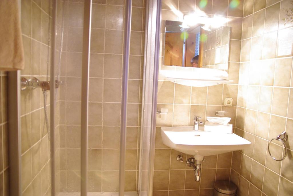 Hotel-Pension Heike - 9