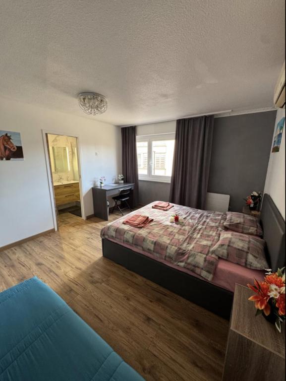 Chambre dans un appartement