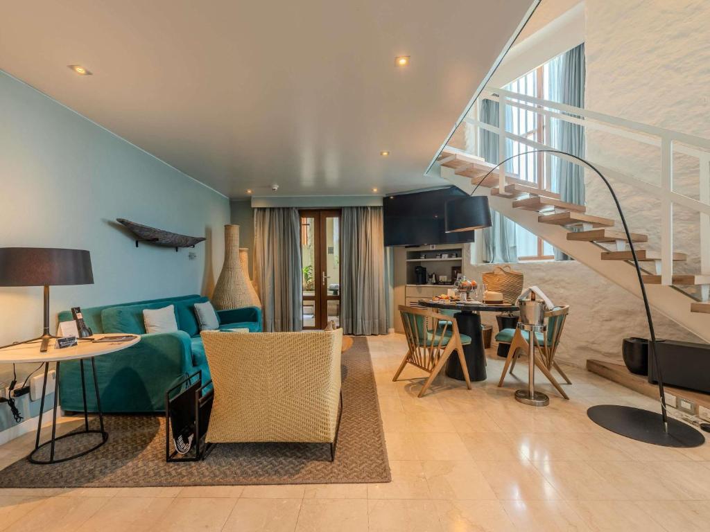 Spa King Suite with Terrace and Jacuzzi