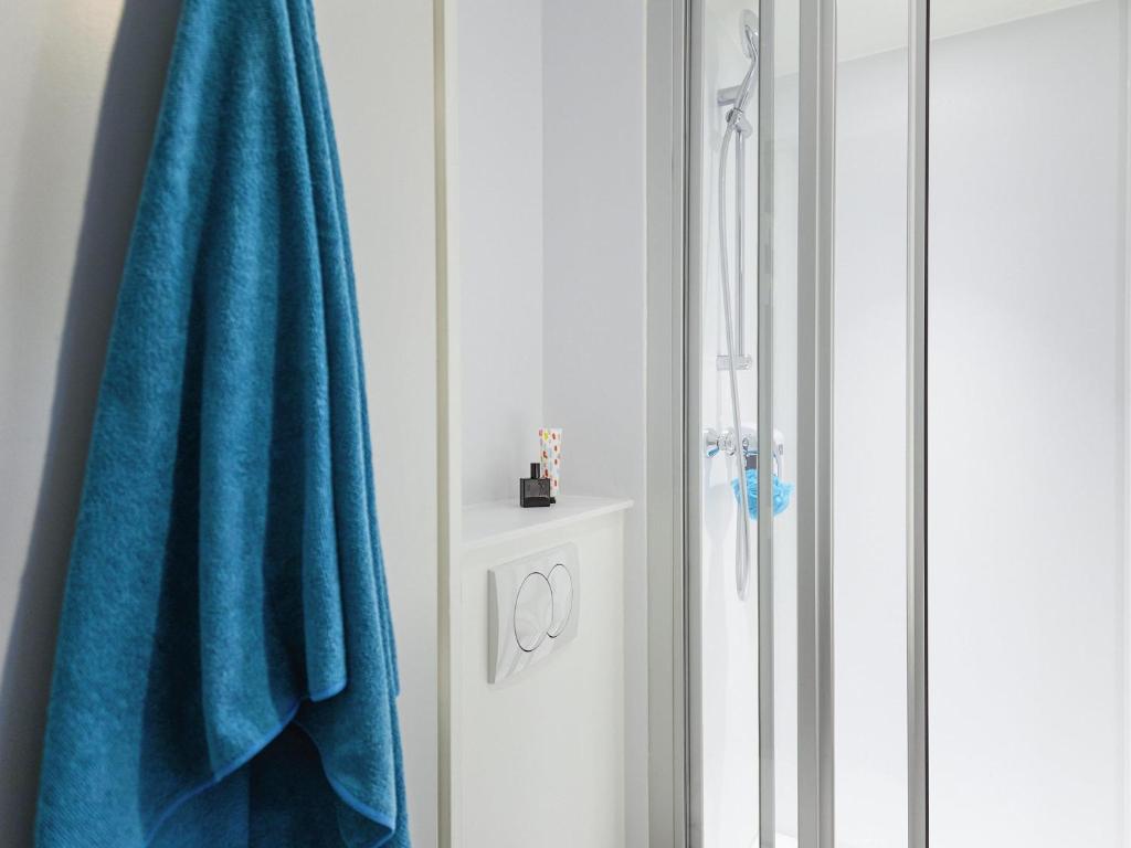 hotelF1 Nantes Est La Beaujoire - Habitación Cabrio Con Baño Privado