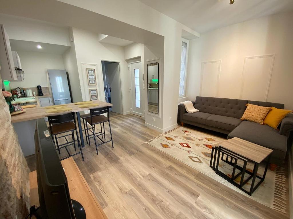 Lovely apartment with patio