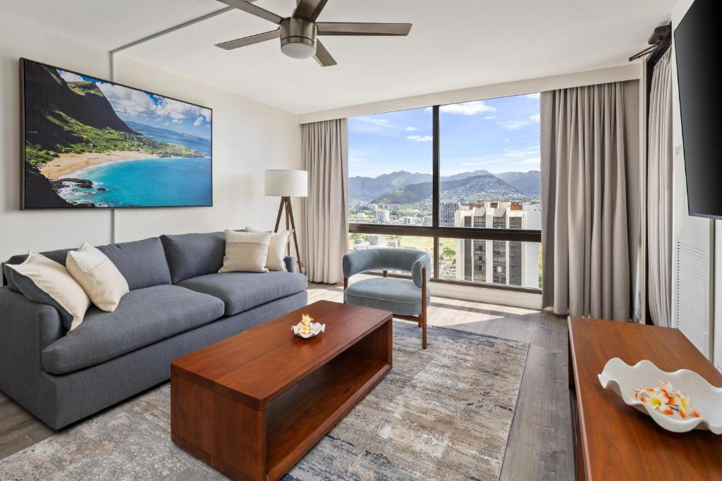 Aston Waikiki Sunset - 