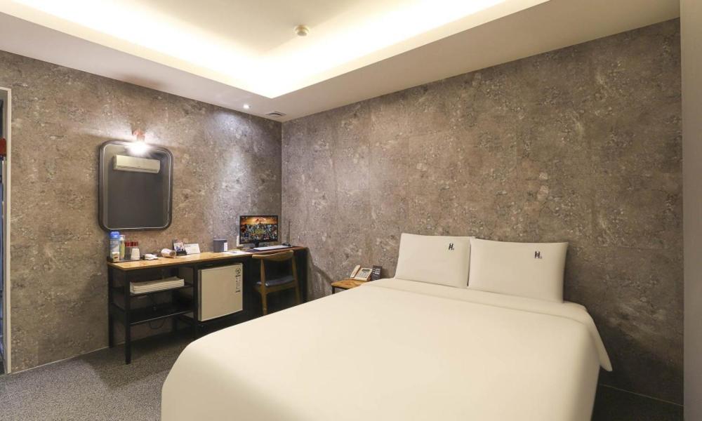 Hotel H2 - 