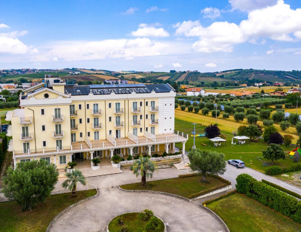 an aerial view of a building with a park at HOTEL CONCORDE in SantʼEgidio alla Vibrata