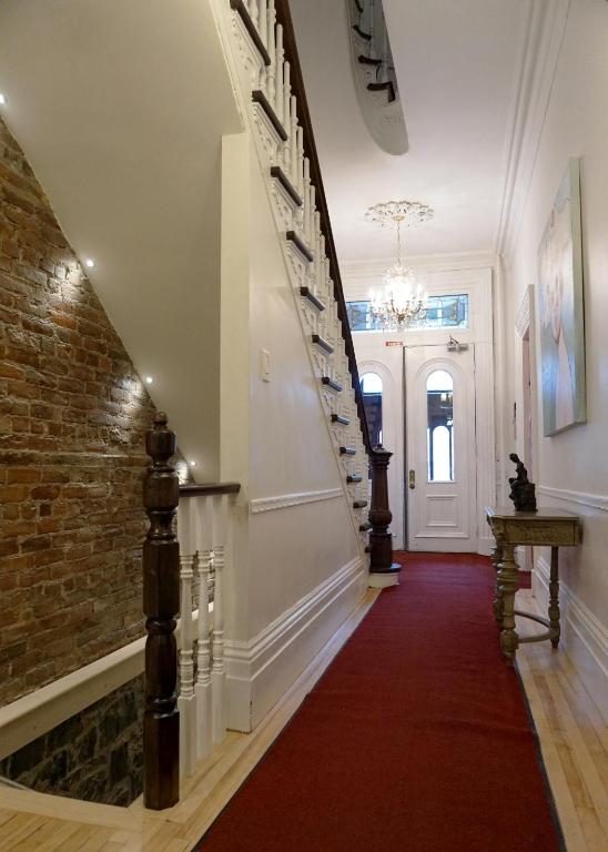 Fotografie z fotogalerie ubytování Hôtel Marie-Rollet v destinaci Quebec