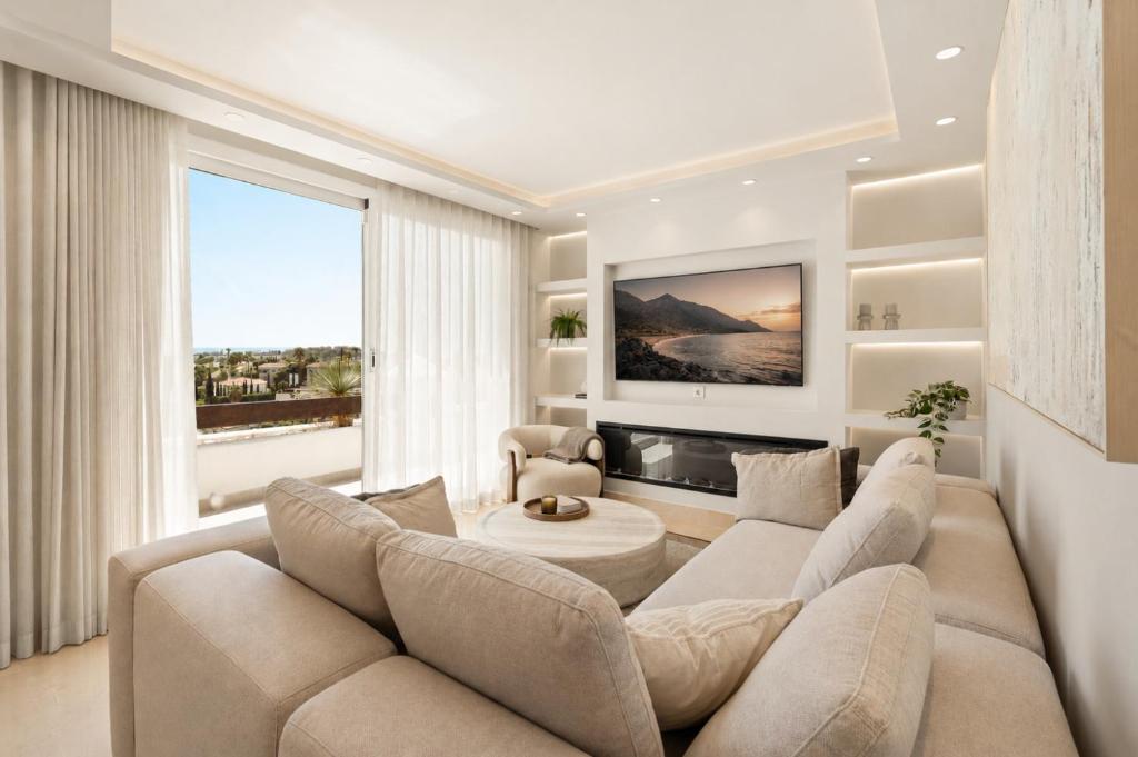 Golf Valley Penthouse Rooftop Jacuzzi & Sea View