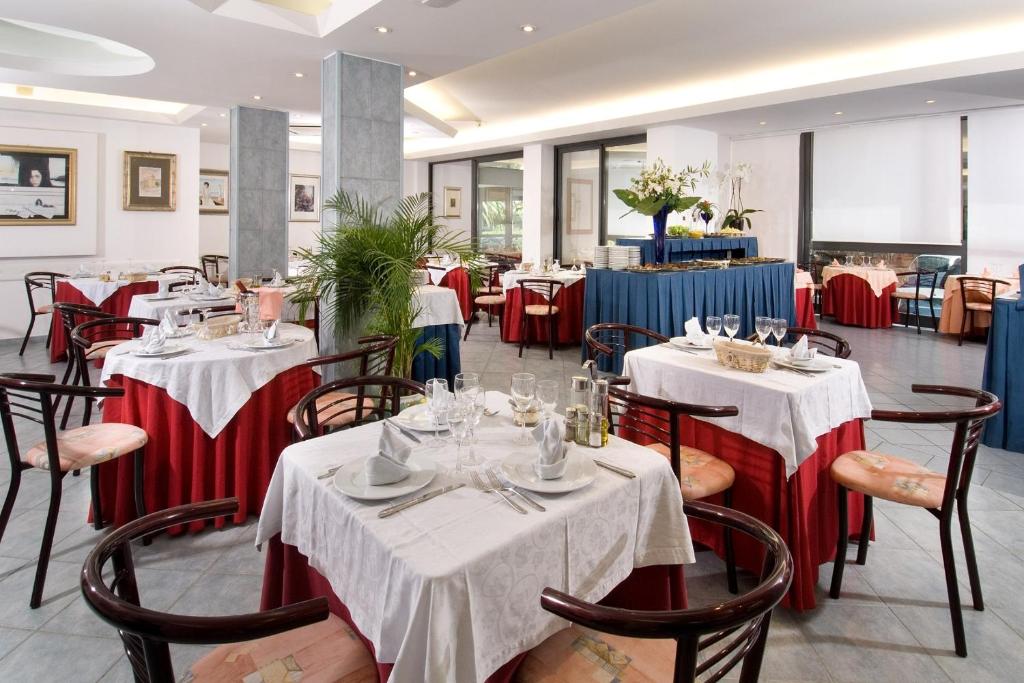 Restaurace v ubytování Hotel Clipper