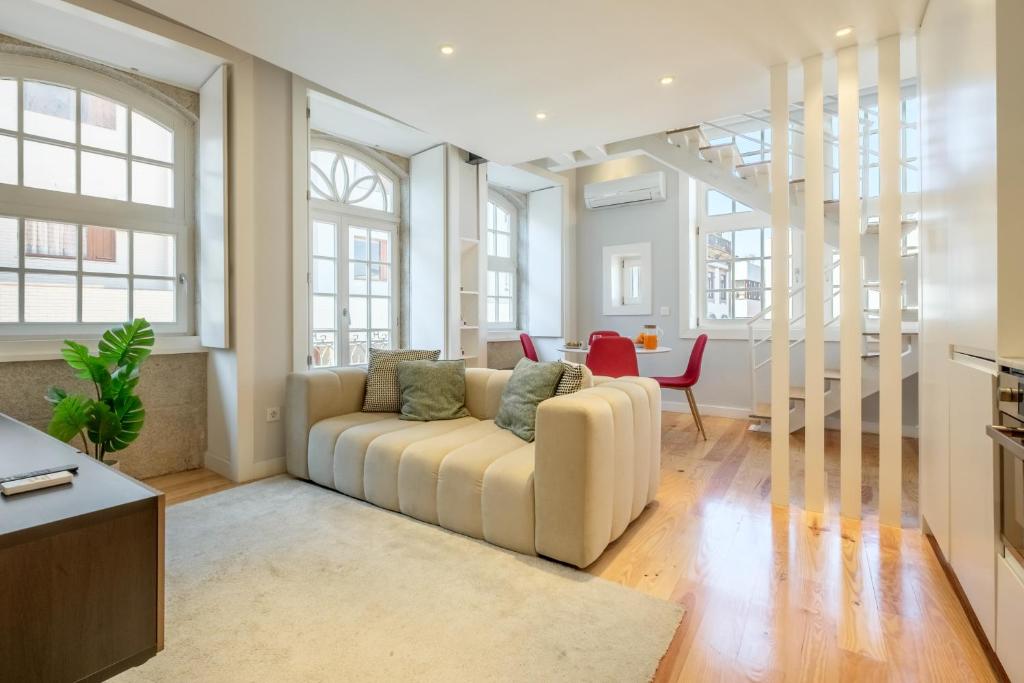 WHome Trendy Cedofeita Loft - Luxe & Light-Filled