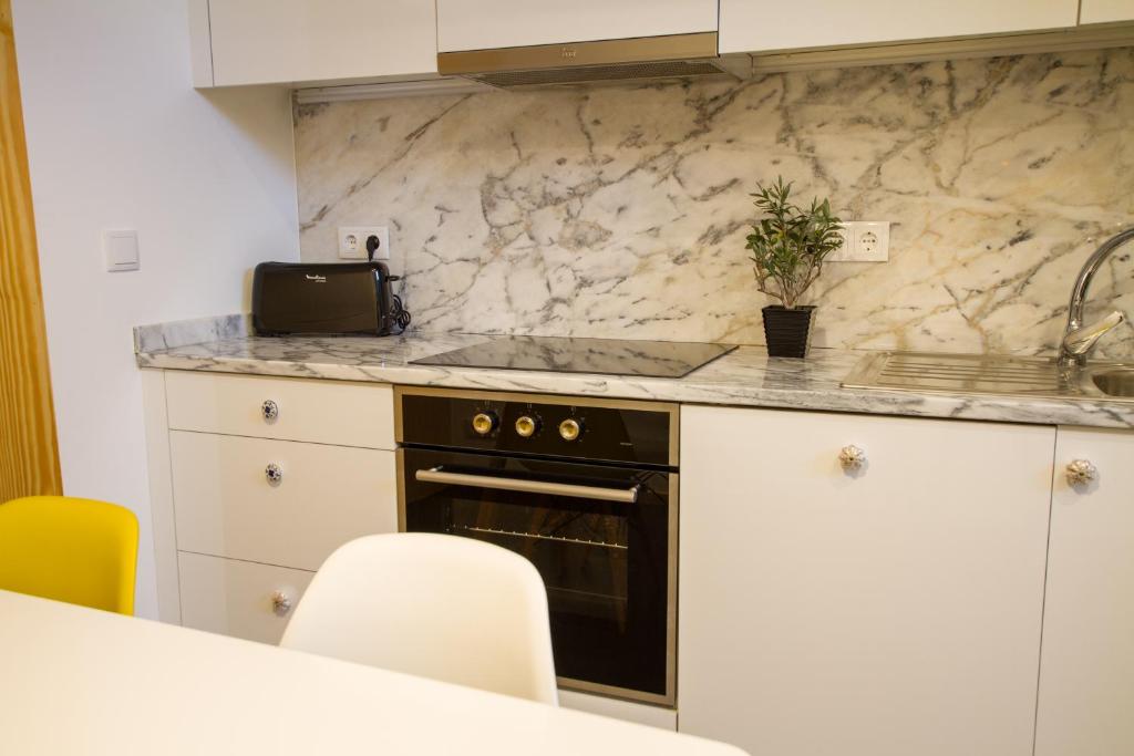 Casa dos Mercanteis - 11