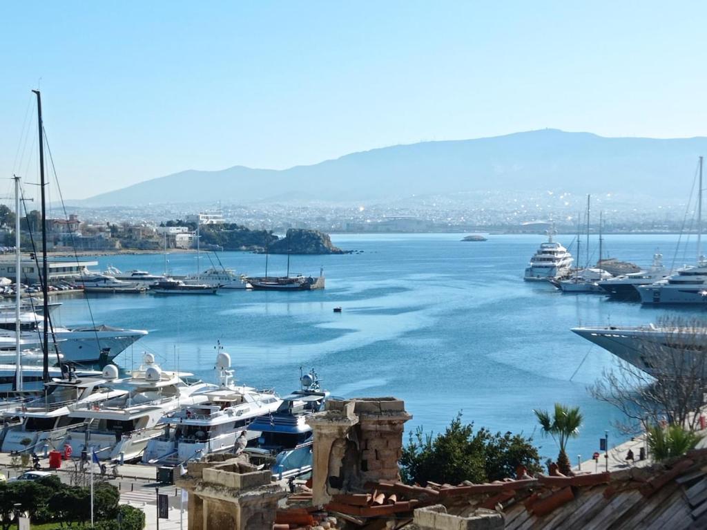 Penthouse apartment in Zea Marina