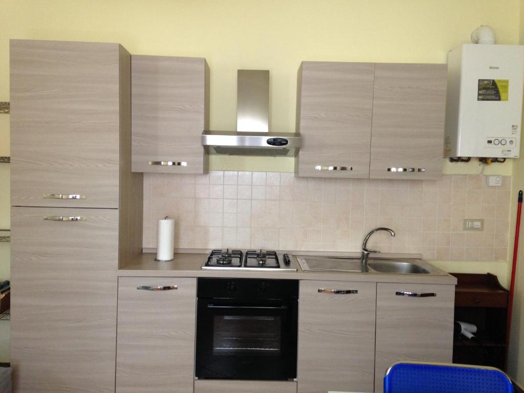 Kuchnia lub aneks kuchenny w obiekcie Milano Canal Apartments
