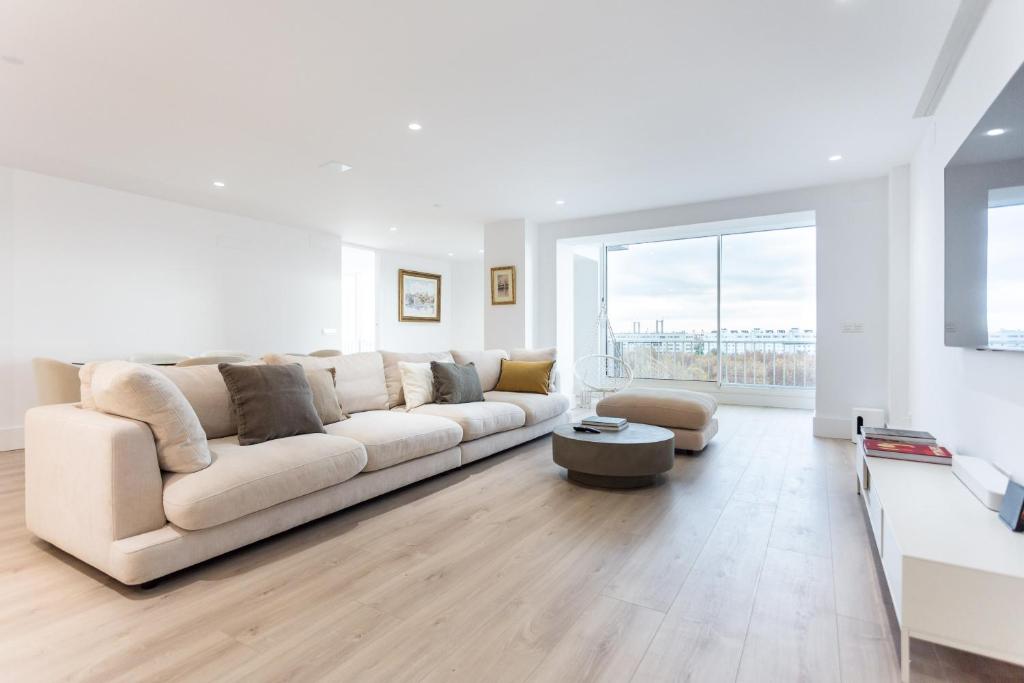 Los Remedios by Home at Homes