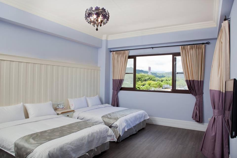 Mallorca B&B - Family Room With Shower