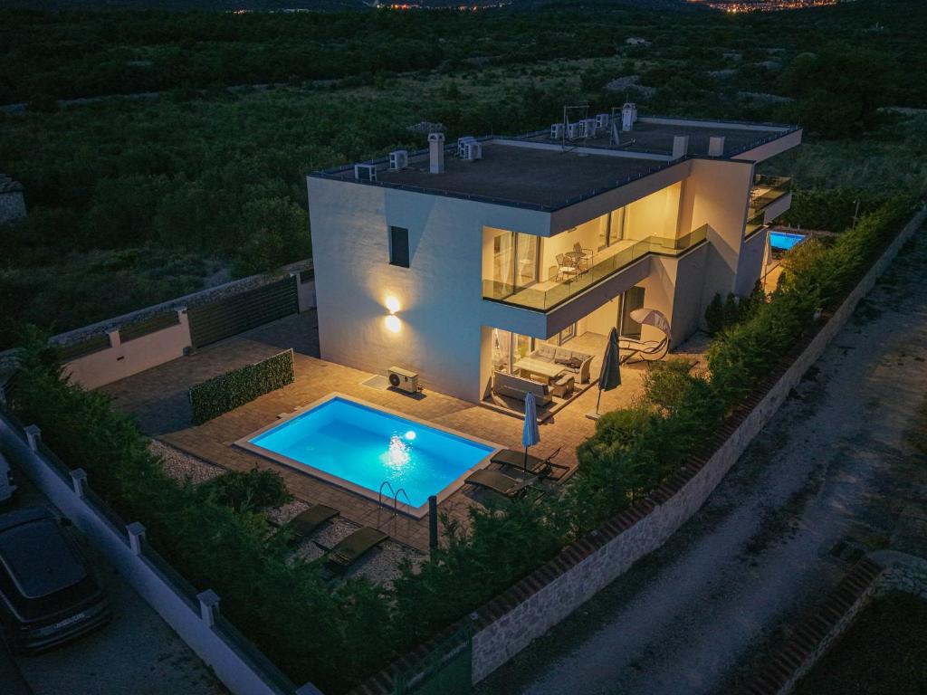 Holiday house with a swimming pool Bogdanovici, Sibenik - 27884