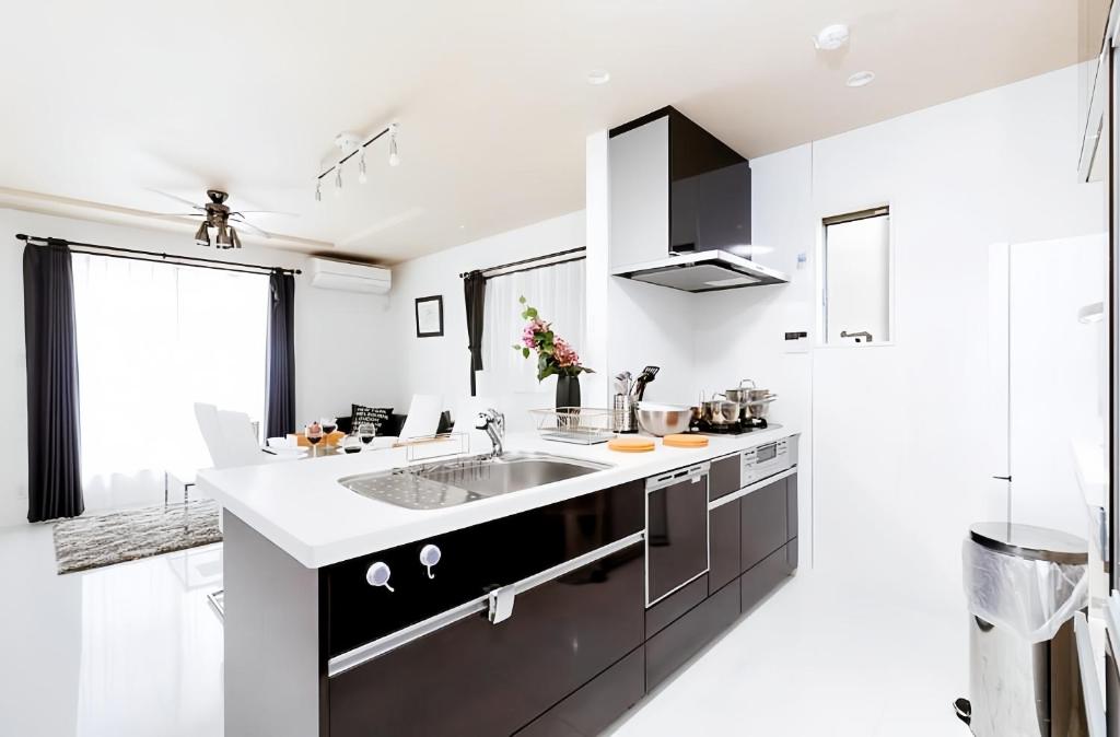 New villa near Kyocera Osaka Dome, JR Osaka Loop Line, Free parkingx2, 7-minute direct train ride from Namba to Shinsaibashi