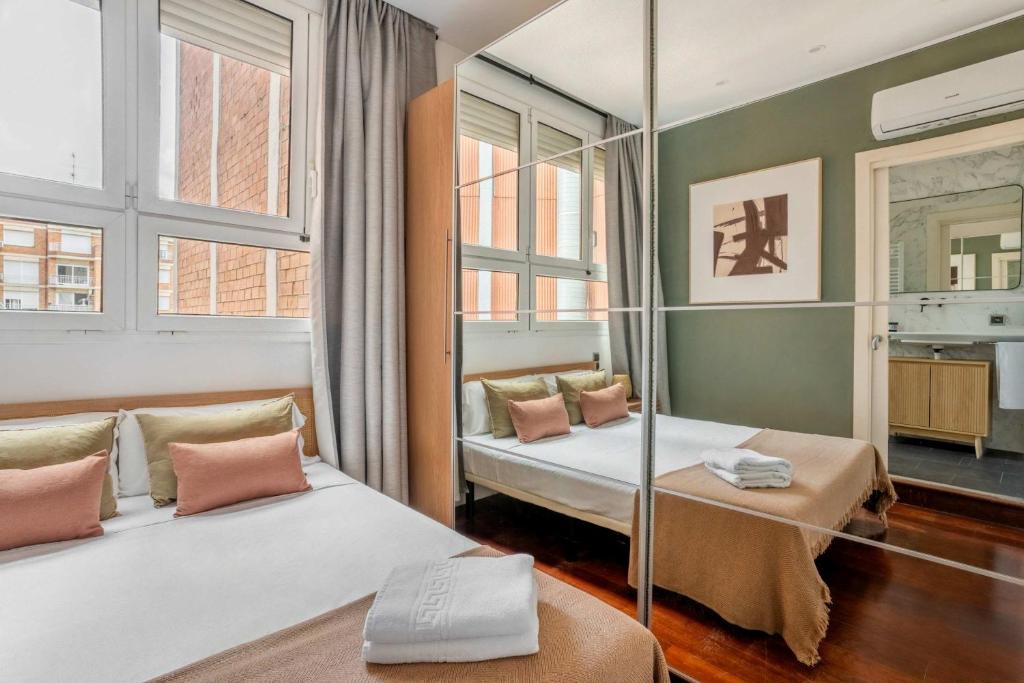 The Collection Barcelona - Cozy and bright 3BD apartment by Gran Via