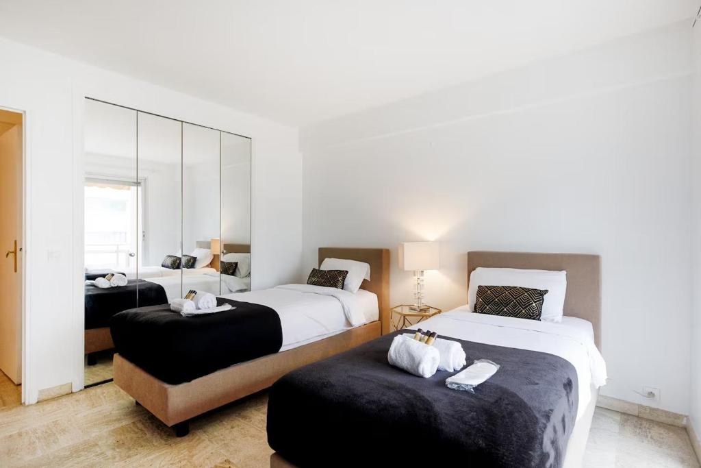 Cannes Two Bedrooms by Sweet Accommodation