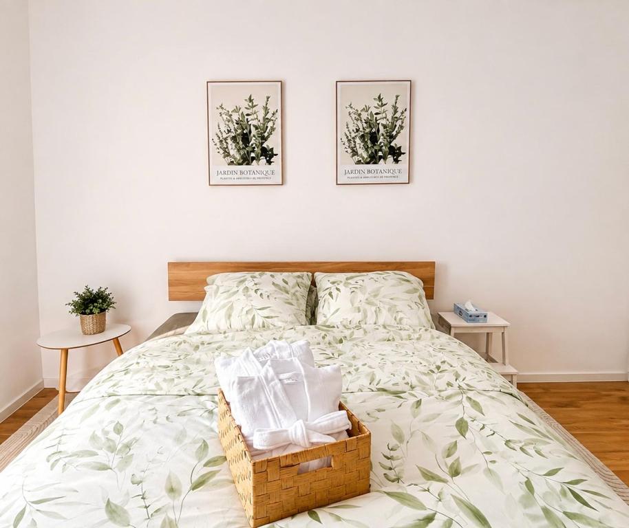 Lili & Derya - Apartment in Colmar, Mountain View, Private parking
