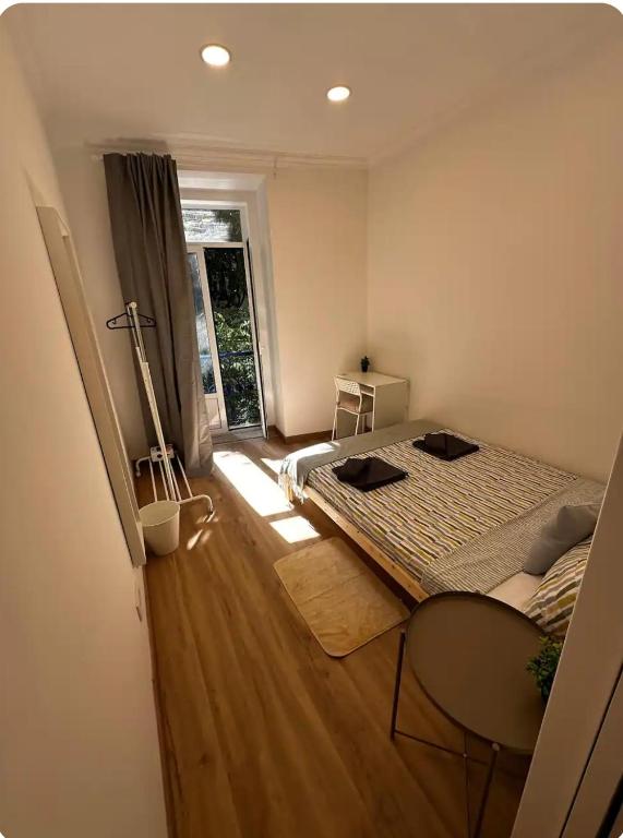 Quarto luminoso no coração de Lisboa 1