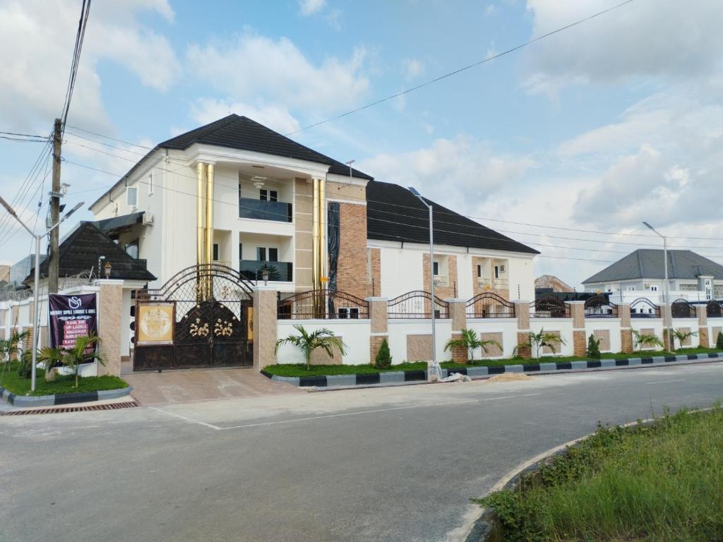 Gallery image of Merry Spill Hotel and Apartment in Uyo