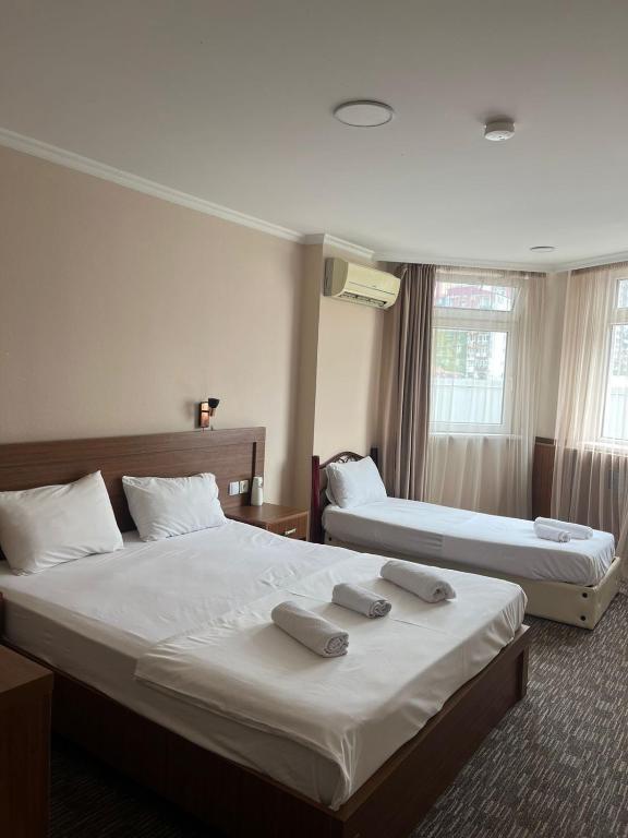لابی و فضای عمومی HOTEL L - Bakuri - تصویر ۵