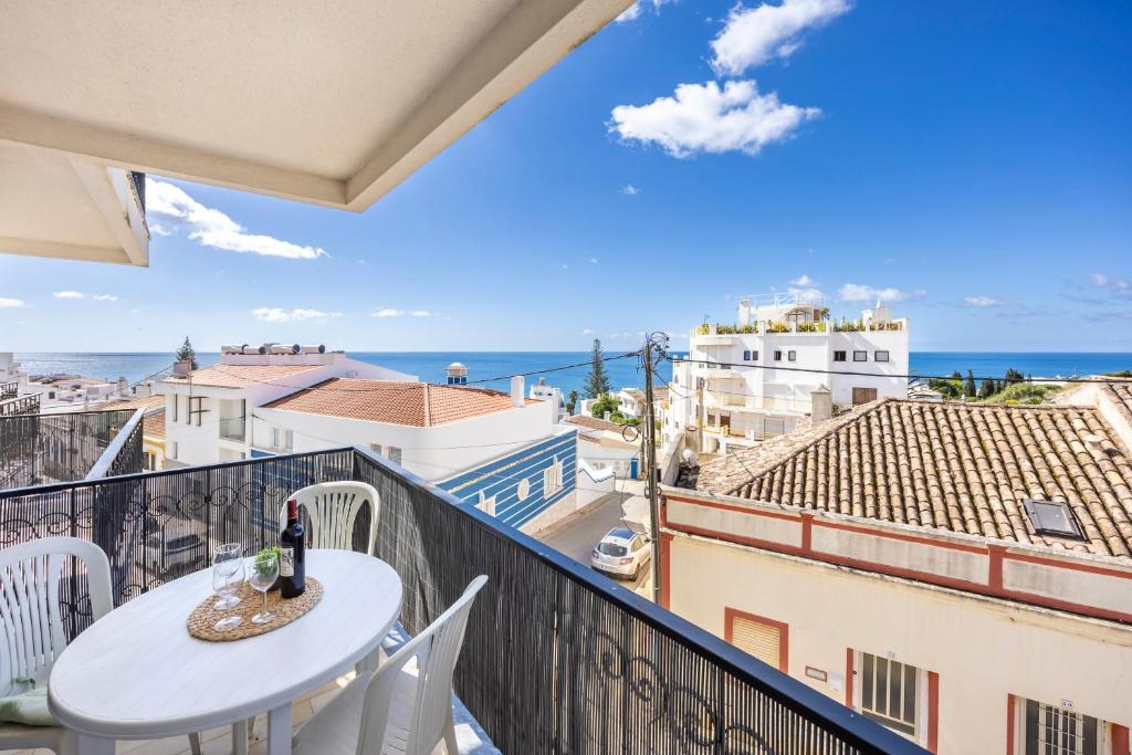 Casa Azure - Sea View Apartment