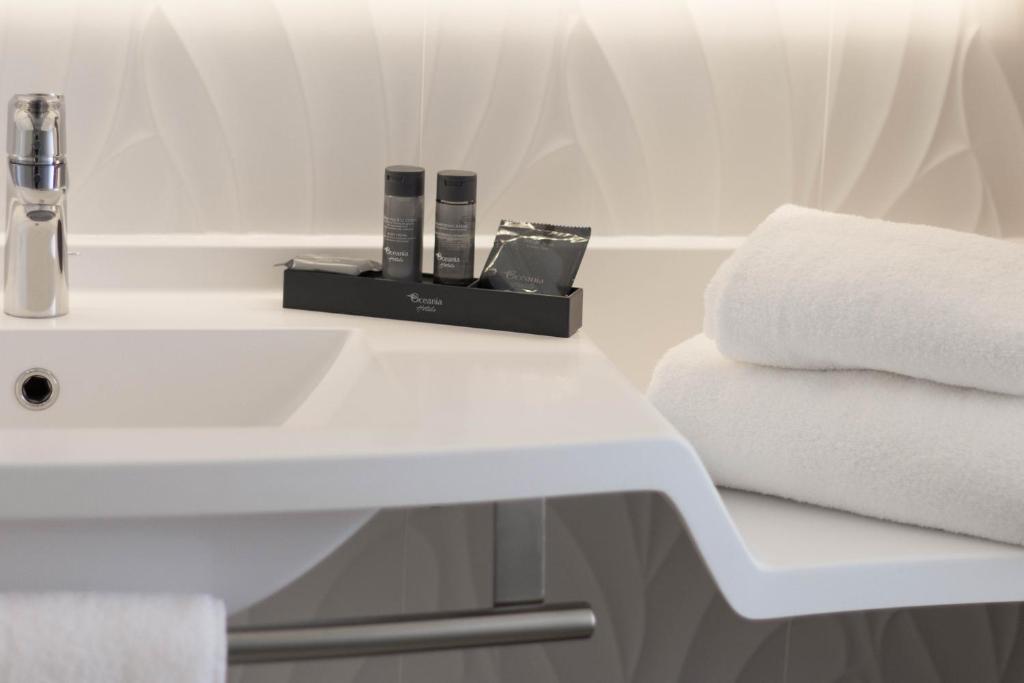 Hôtel Oceania Le Métropole - Resim 3