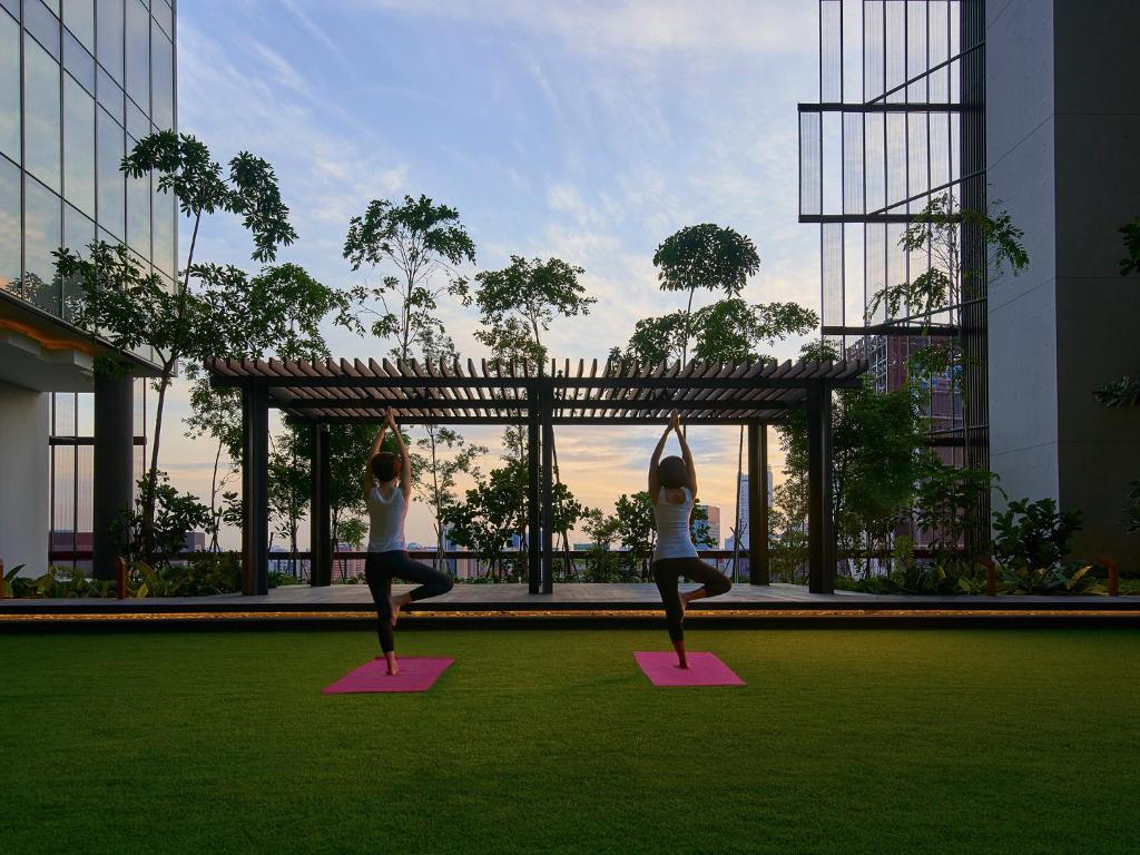 Vườn quanh Oasia Hotel Downtown, Singapore by Far East Hospitality
