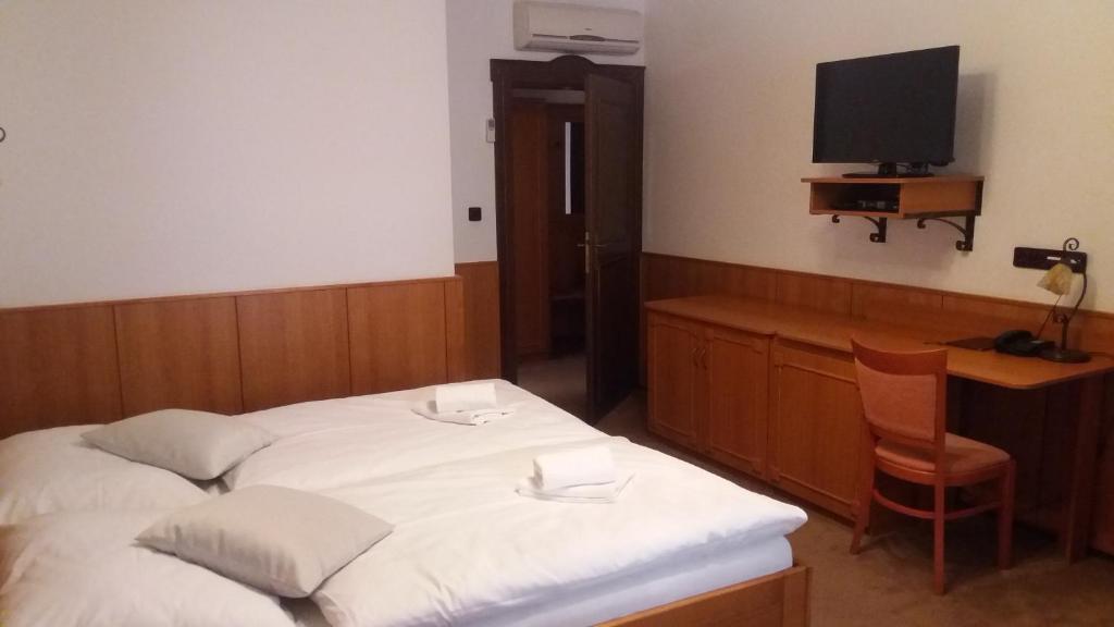 Hotel Zámeček Pod Hradem Starý Jičín 111 - Salle Double Ou Jumelle Standard