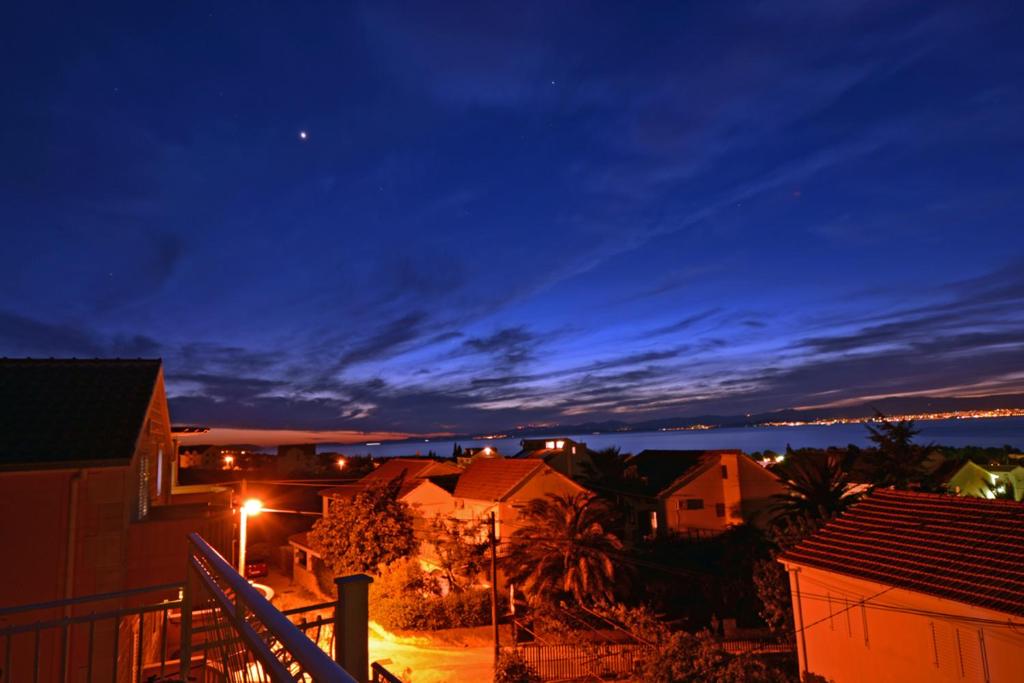 ꕥ Bella Vista Dalmatia - 3bedroom apartment with best sea views in Supetar, magnificent panoramic sunrises & sunsets, FREE PARKING